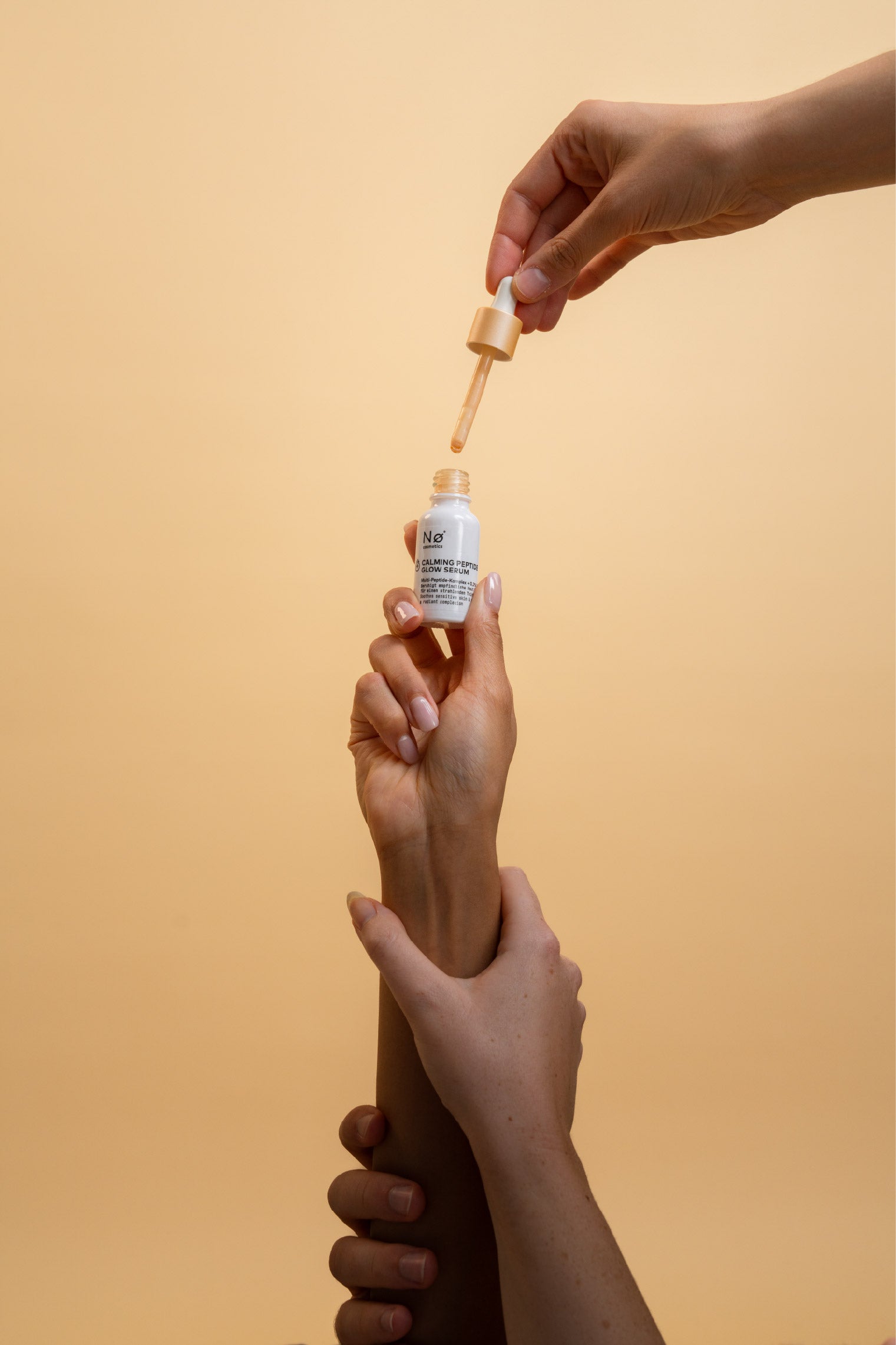 Calming Peptide Glow Serum von Nø Cosmetics