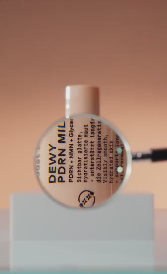 Videobanner der Dewy PDRN Milk von Nø Cosmetics, Mobile-Format